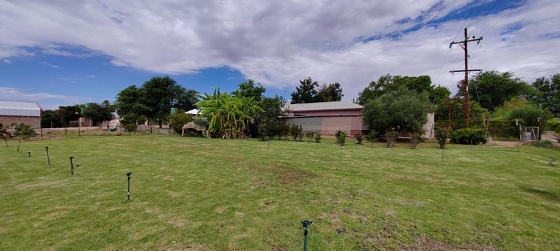 3 Bedroom Property for Sale in Kanoneiland Northern Cape